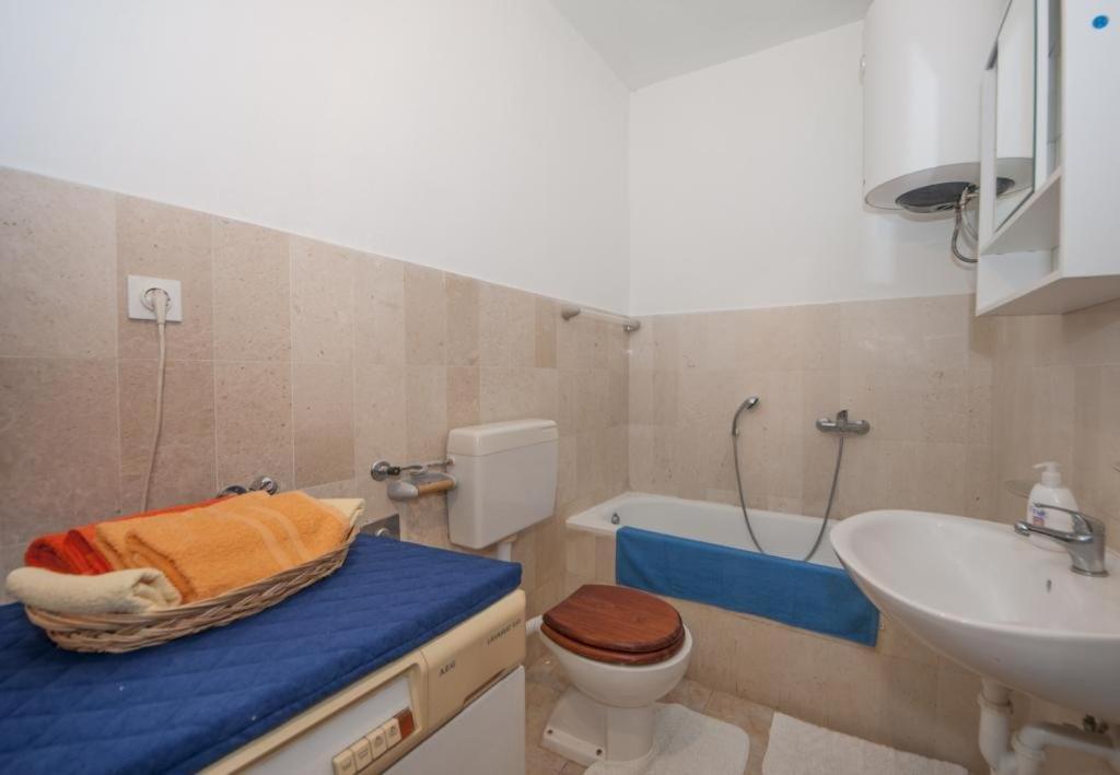 Apartments Kalajzic Pucisca Room photo